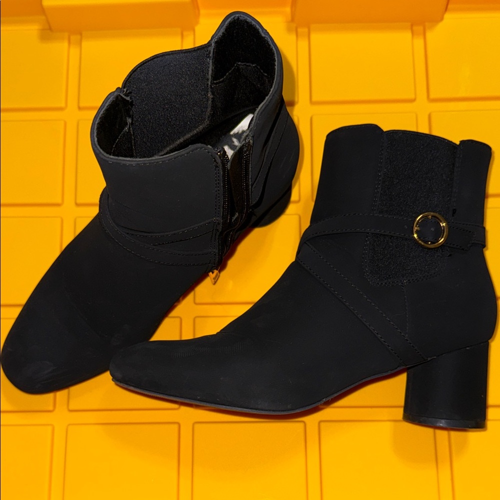 London Fog Jettsie Black Ankle Booties with Gold Buckle